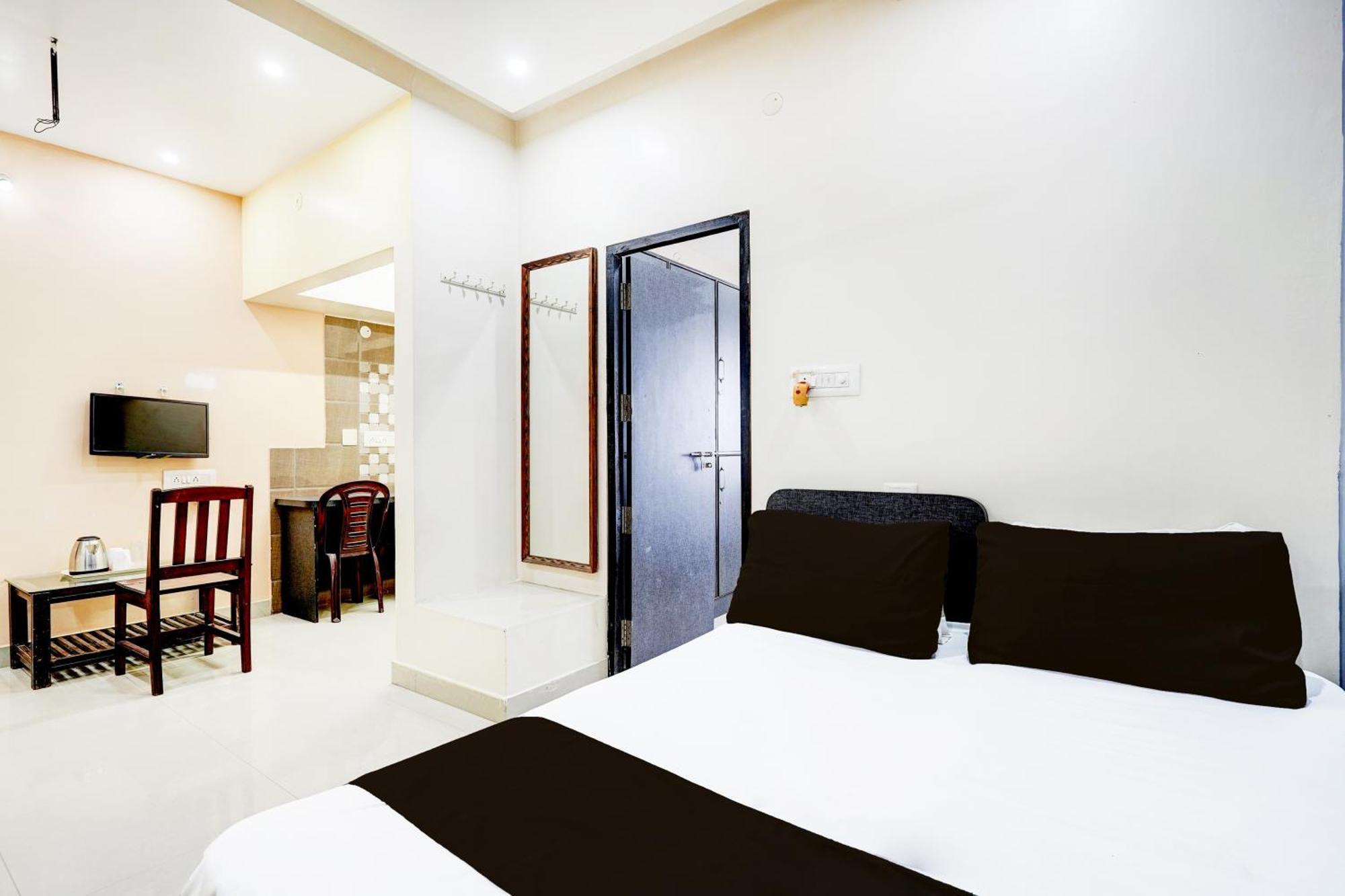 Hotel Nagananda Residency Bangalore Esterno foto