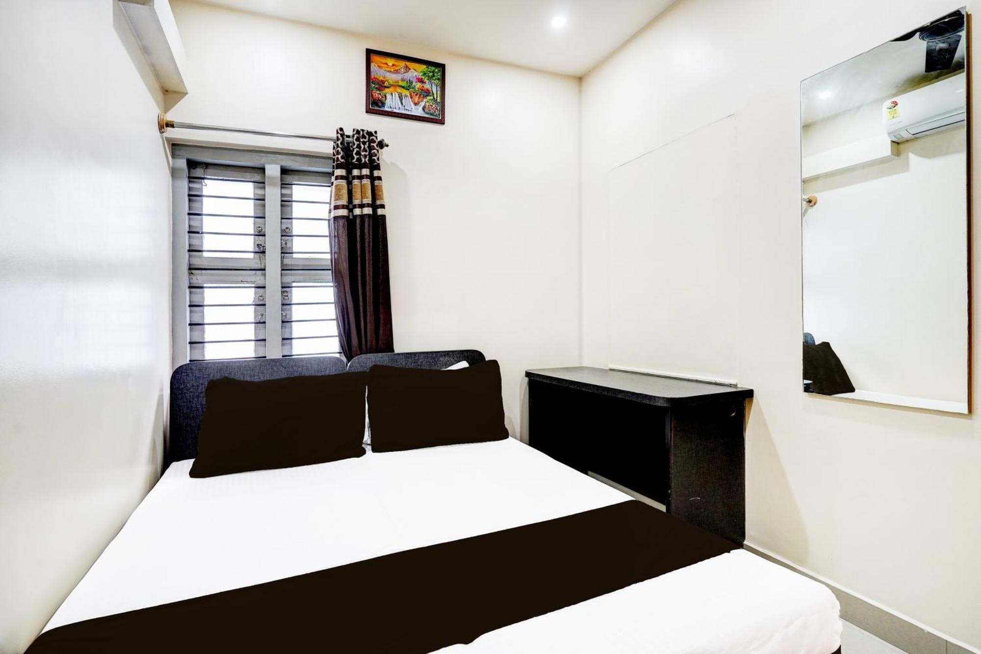 Hotel Nagananda Residency Bangalore Esterno foto