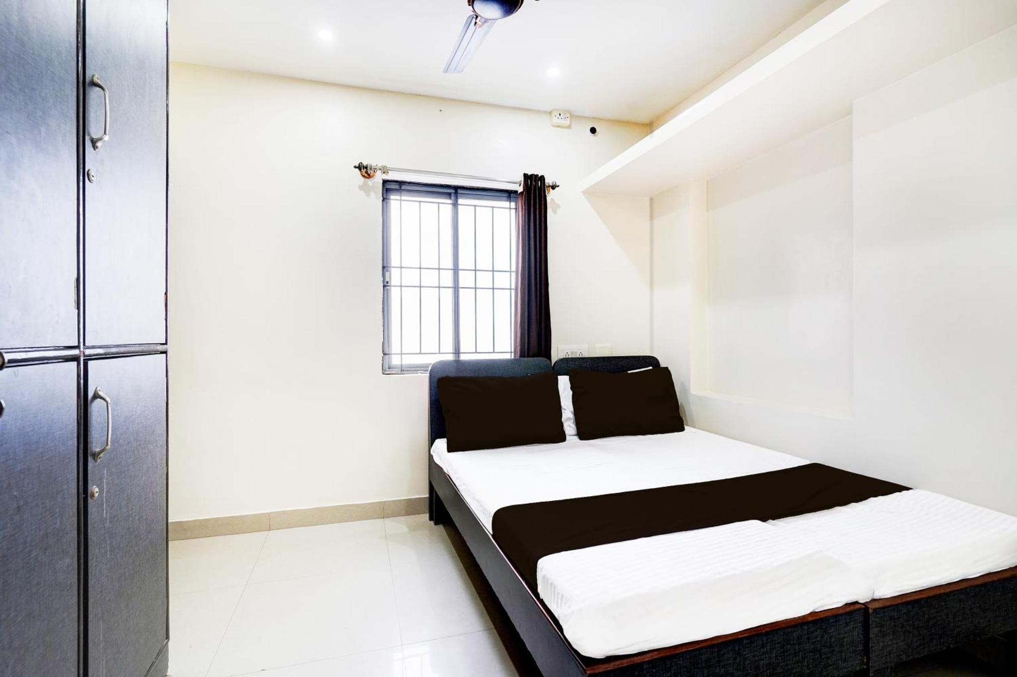 Hotel Nagananda Residency Bangalore Esterno foto