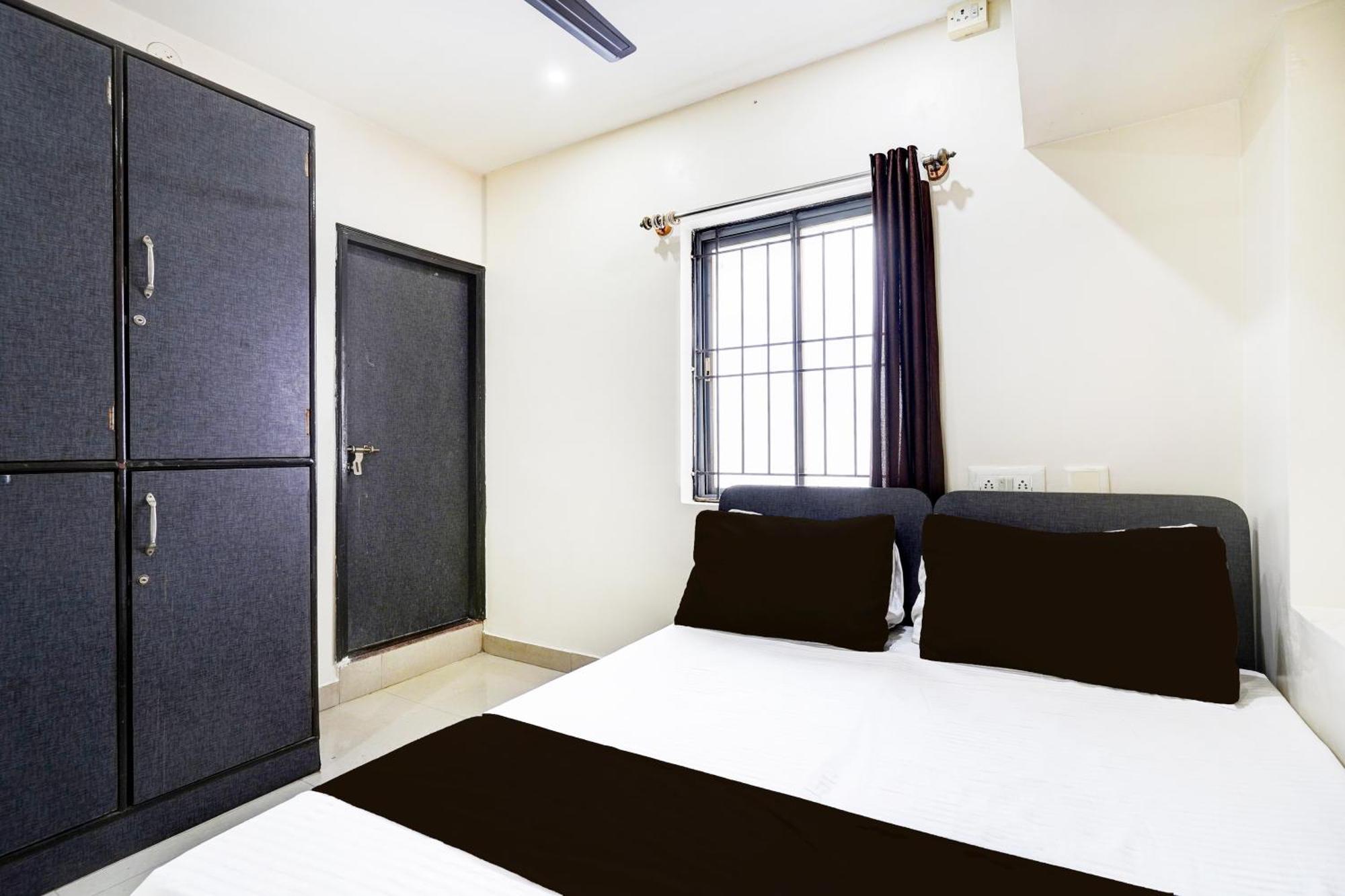 Hotel Nagananda Residency Bangalore Esterno foto
